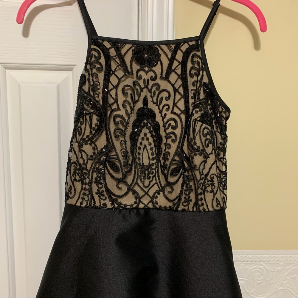 Crystal Doll Black /Beige Sequined High Low Formal Dress Size 0 - Picture 12 of 14